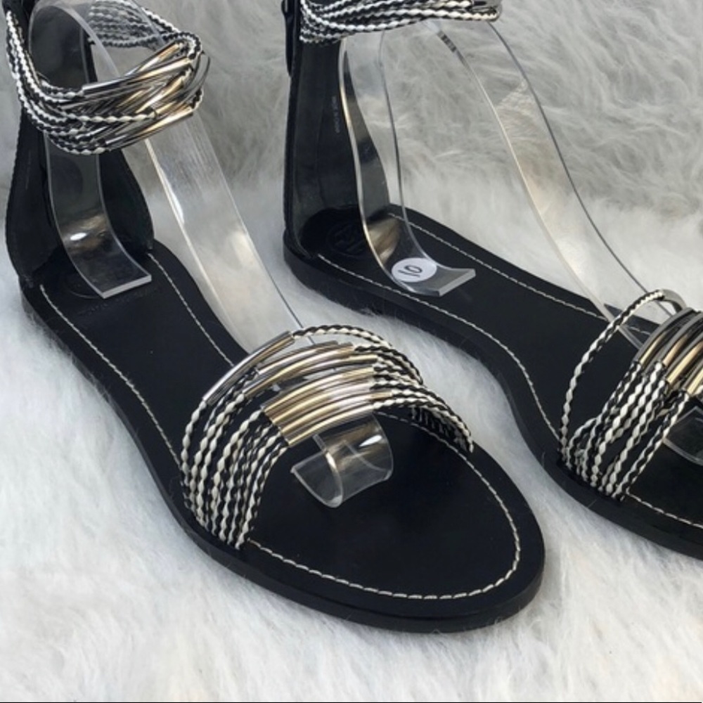 Tory Burch- zip up slides - Picture 2 of 9